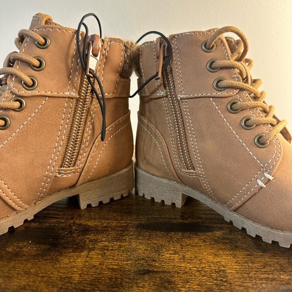 Thereabouts Toddler Girls Lil Piper Stacked Heel Hiking Boot NWT various sizes - Picture 6 of 7